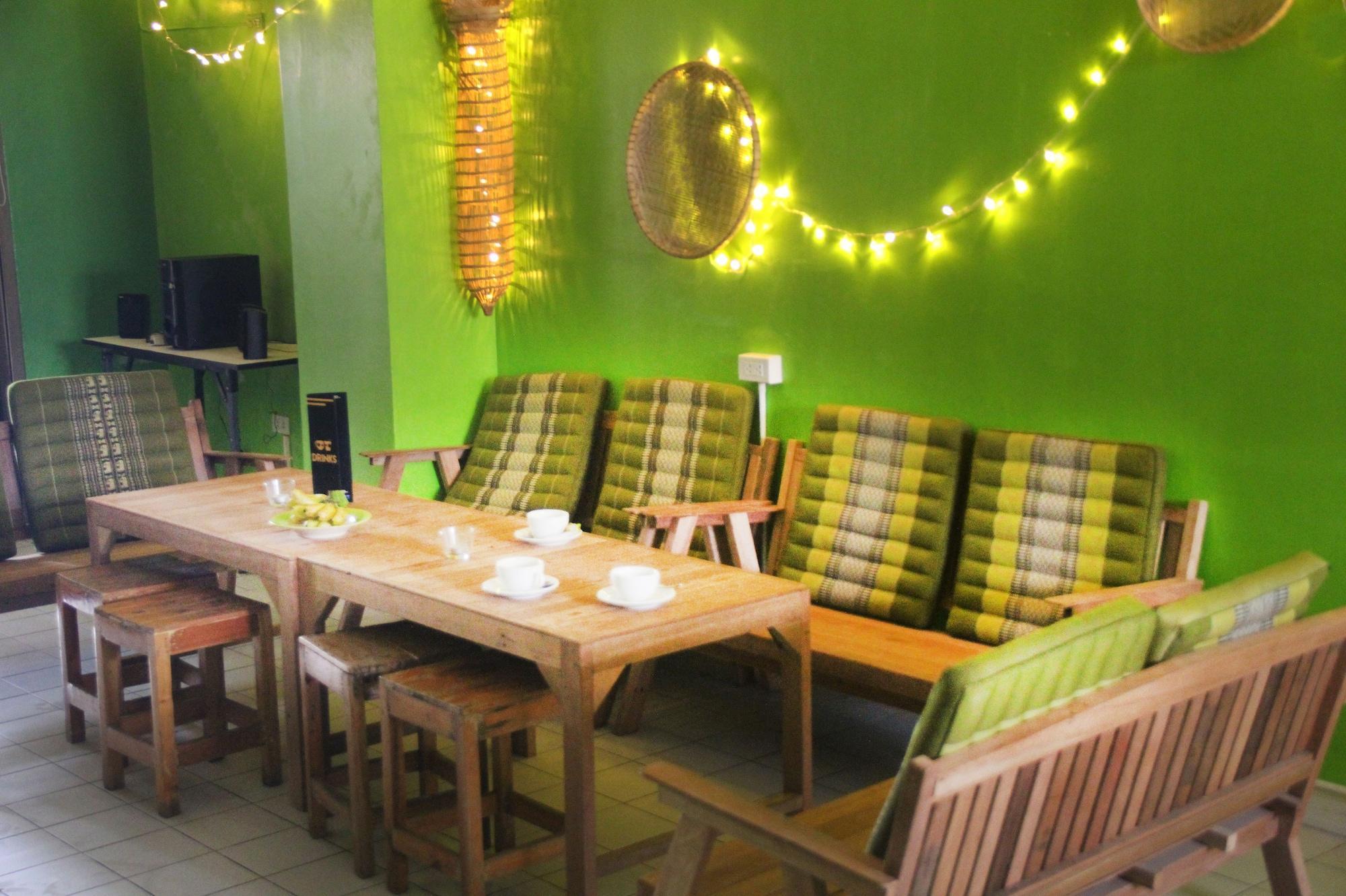The Twins Hostel Bangkok Ngoại thất bức ảnh